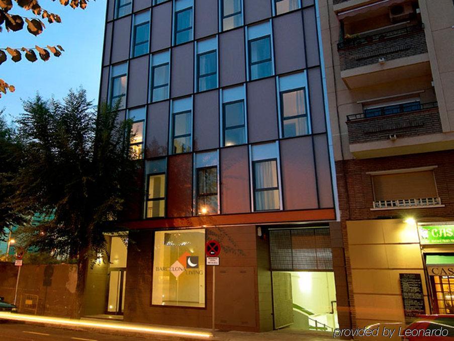 Ona Living Barcelona Aparthotel L'Hospitalet de Llobregat Bagian luar foto