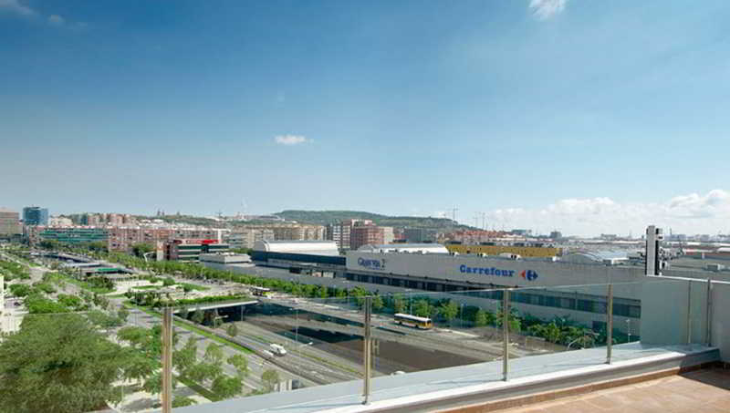 Ona Living Barcelona Aparthotel L'Hospitalet de Llobregat Bagian luar foto